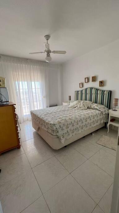 Апартаменти Apartamento Con Acceso Directo A La Playa Валенсія Екстер'єр фото